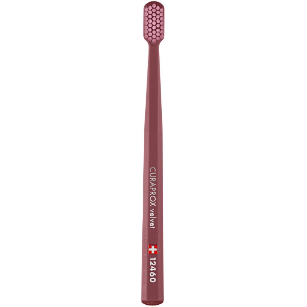 Curaprox CS 12460 Velvet Toothbrush Οδοντόβουρτσα με Εξαιρετικά Απαλές & Πυκνές Ίνες Curen για Πολύ Ευαίσθητα Δόντια 1 Τεμάχιο – Μπορντό / Ροζ