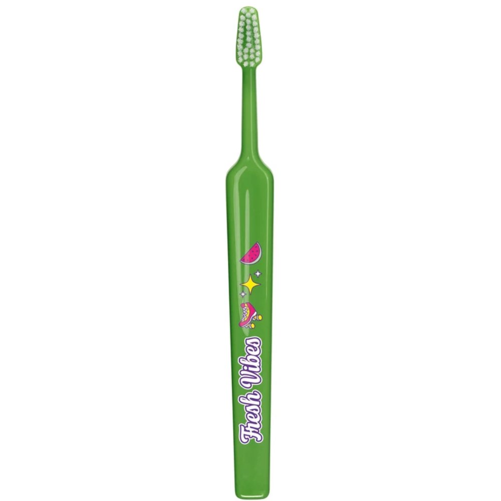 TePe Kids Extra Soft 6+ Years Toothbrush Παιδική Οδοντόβουρτσα με Πολύ Μαλακές Ίνες & Ευχάριστα Σχέδια 1 Τεμάχιο - Πράσινο