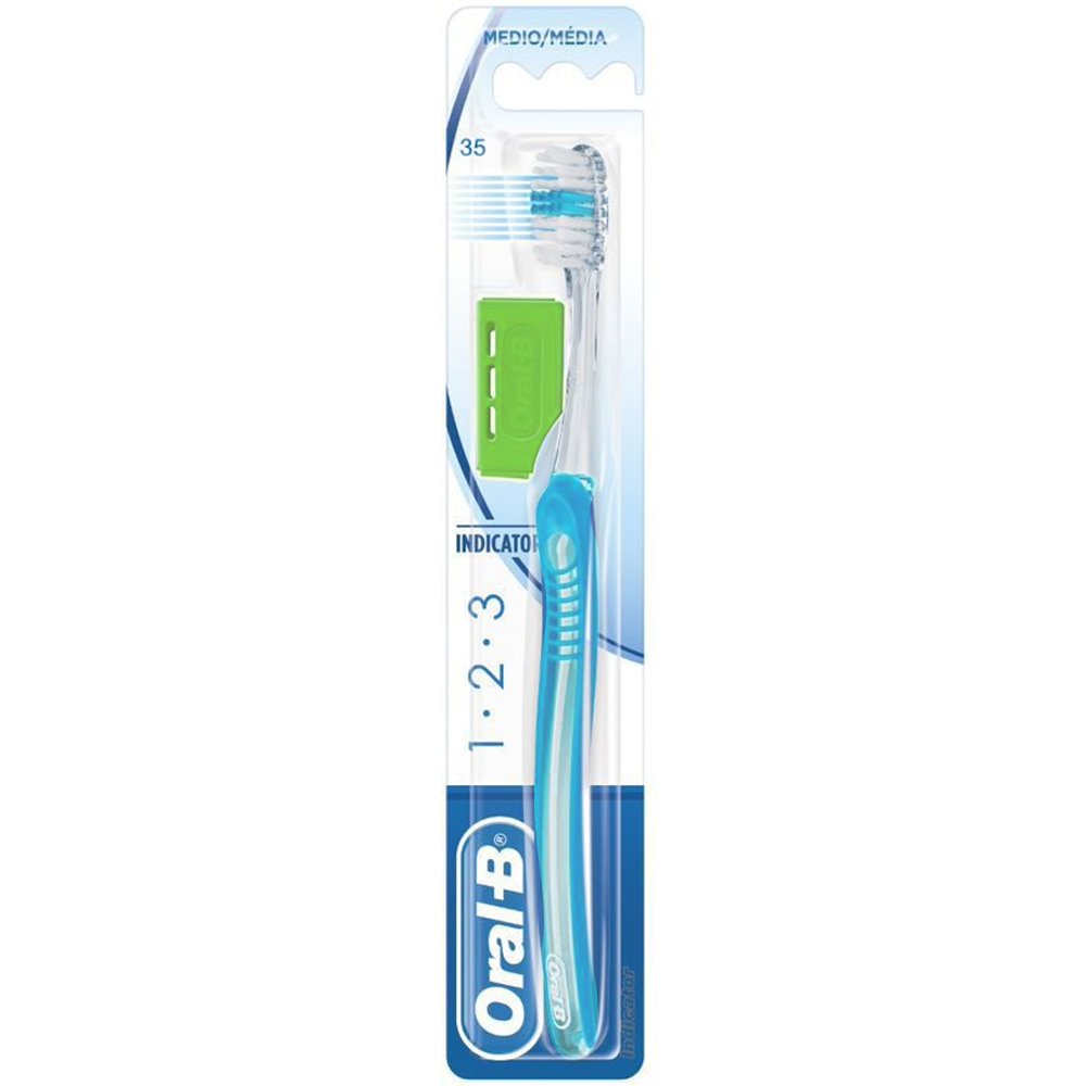 Oral-B 123 Indicator Οδοντόβουρτσα Καθαρισμού Δοντιών με Θήκη, Περιποιείται Απαλά & τα Ούλα 35 Μέτρια Γαλάζιο 1 Τεμάχιο