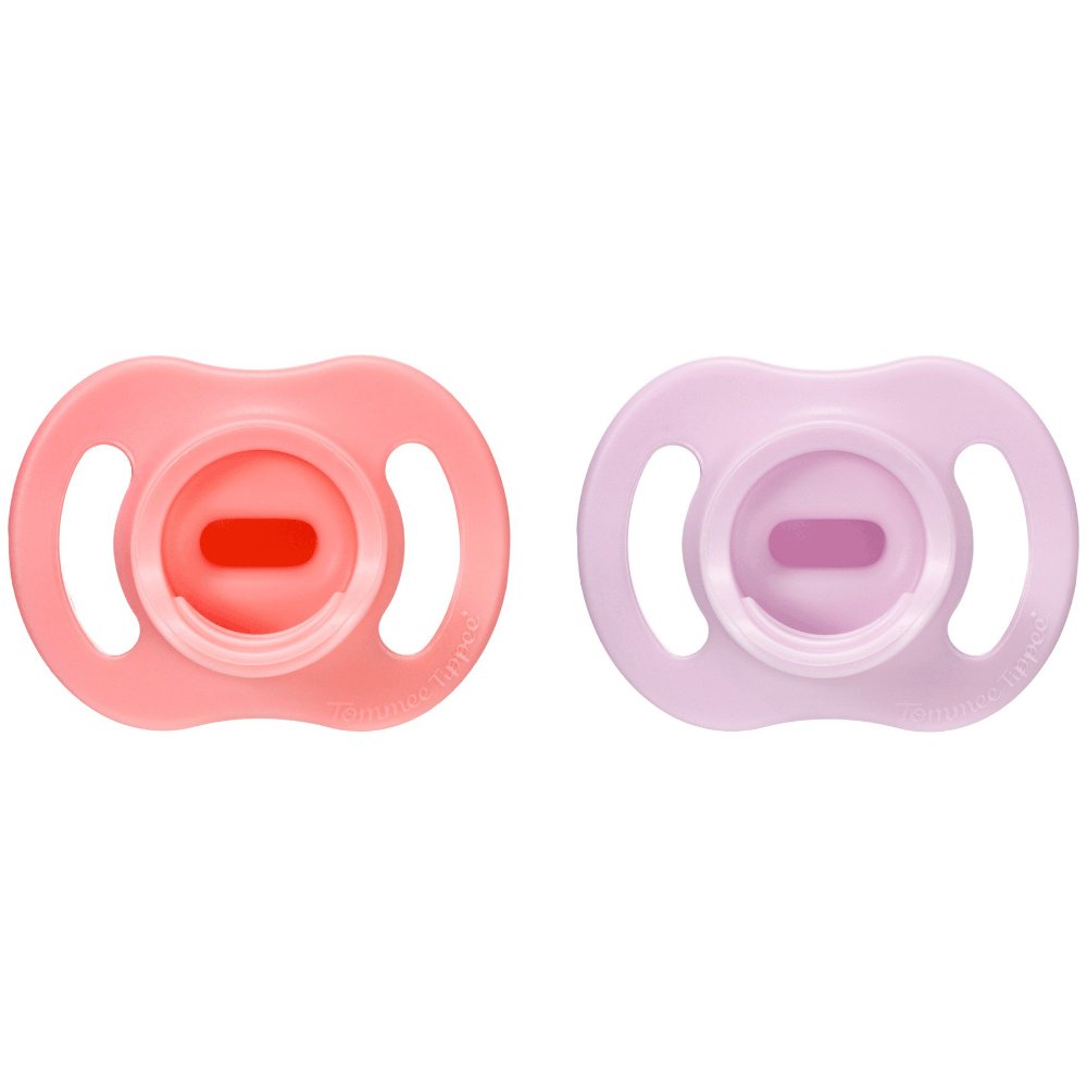 Tommee Tippee Ultra Light Stay Put Orthodontic Silicone Soother 0-6m+ Ορθοδοντικές Πιπίλες Σιλικόνης για Τέλεια Εφαρμογή & Απαλή Αίσθηση 2 Τεμάχια - Ρόζ / Λιλά