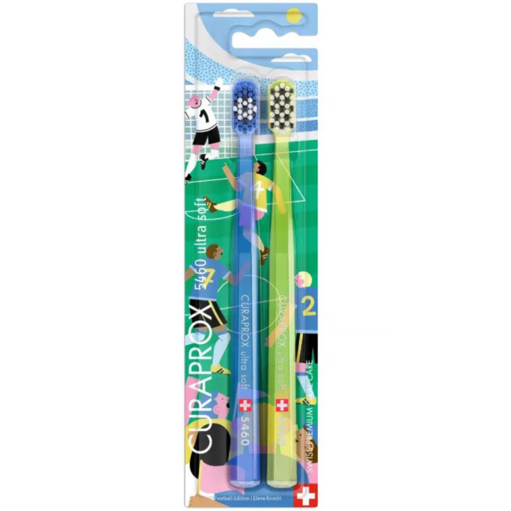 Curaprox Football Edition 5460 Ultra Soft Toothbrush Μαλακές Οδοντόβουρτσες Ενηλίκων με Εξαιρετικά Απαλές & Ανθεκτικές Ίνες για Αποτελεσματικό Καθαρισμό 2 Τεμάχια