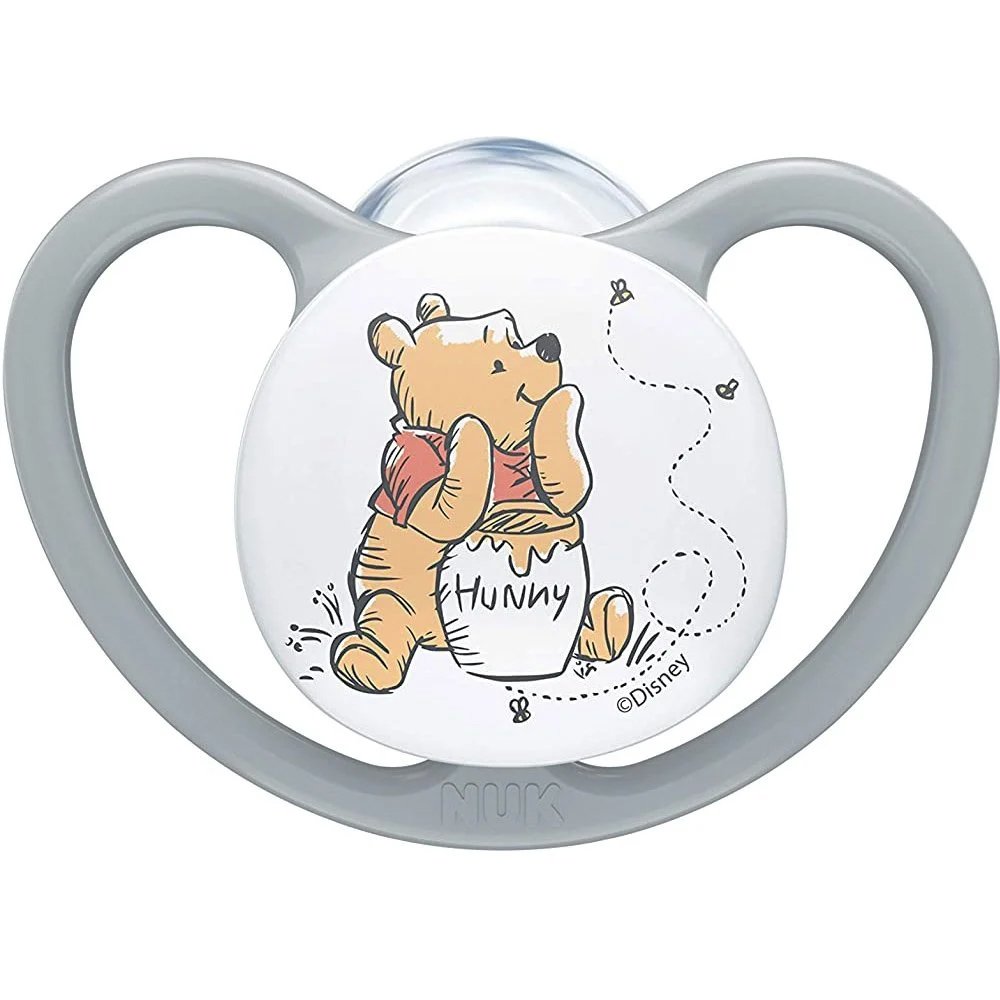 Nuk Space Disney Baby Winnie the Pooh Πιπίλα Σιλικόνης με Βελτιωμένο Πρωτοποριακό Σχήμα 1 Τεμάχιο – 6-18 Μηνών Γκρι