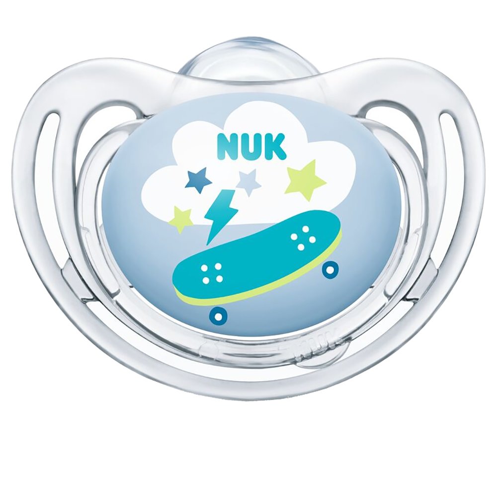 Nuk Freestyle Ορθοδοντική Πιπίλα Σιλικόνης με Θήκη 6-18m, 1 Τεμάχιο – Skateboard Διάφανη