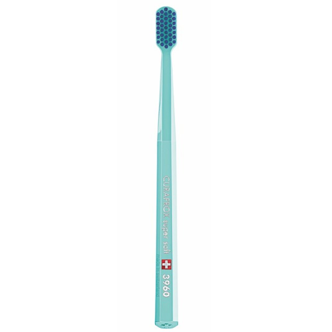Curaprox CS 3960 Super Soft Toothbrush Πολύ Μαλακή Οδοντόβουρτσα με Εξαιρετικά Απαλές & Ανθεκτικές Ίνες Curen για Αποτελεσματικό Καθαρισμό 1 Τεμάχιο – Τιρκουάζ/ Μπλε